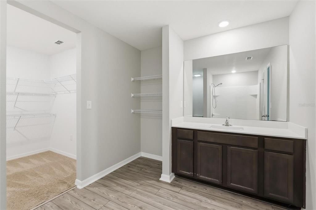 En Venta: $329,900 (3 camas, 2 baños, 1442 Pies cuadrados)