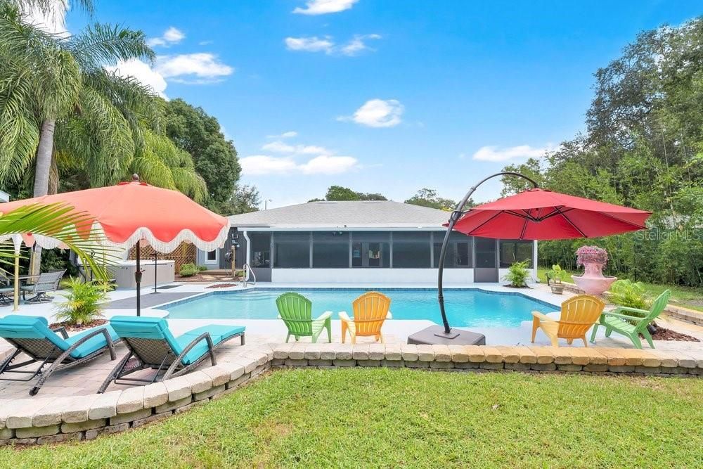 For Sale: $499,900 (3 beds, 2 baths, 1528 Square Feet)