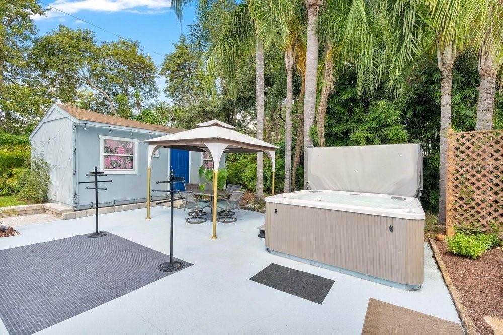 For Sale: $499,900 (3 beds, 2 baths, 1528 Square Feet)