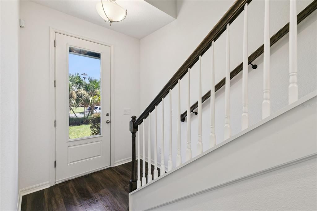 For Sale: $525,000 (3 beds, 3 baths, 2016 Square Feet)