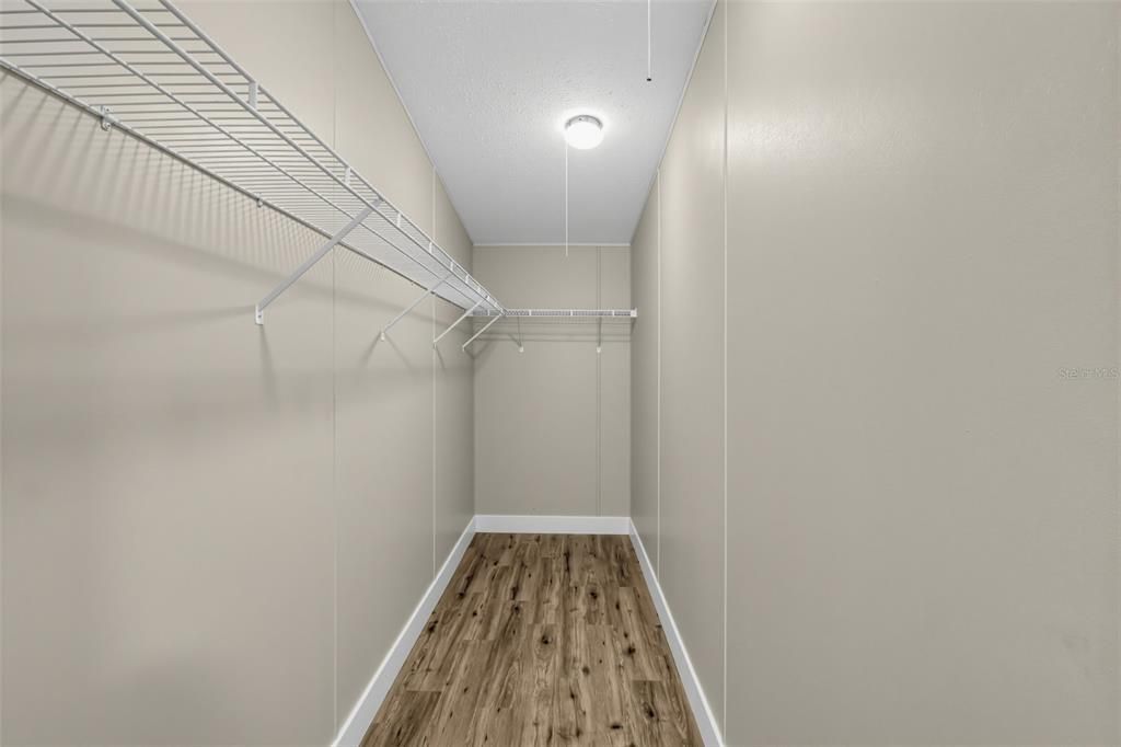 For Sale: $329,900 (3 beds, 2 baths, 1620 Square Feet)