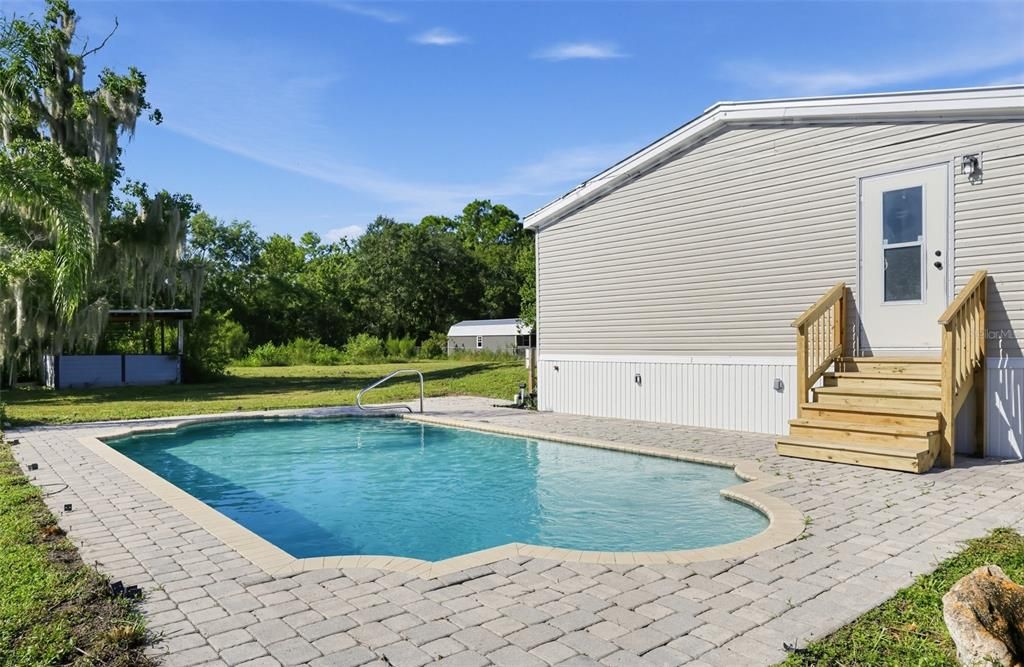 For Sale: $329,900 (3 beds, 2 baths, 1620 Square Feet)