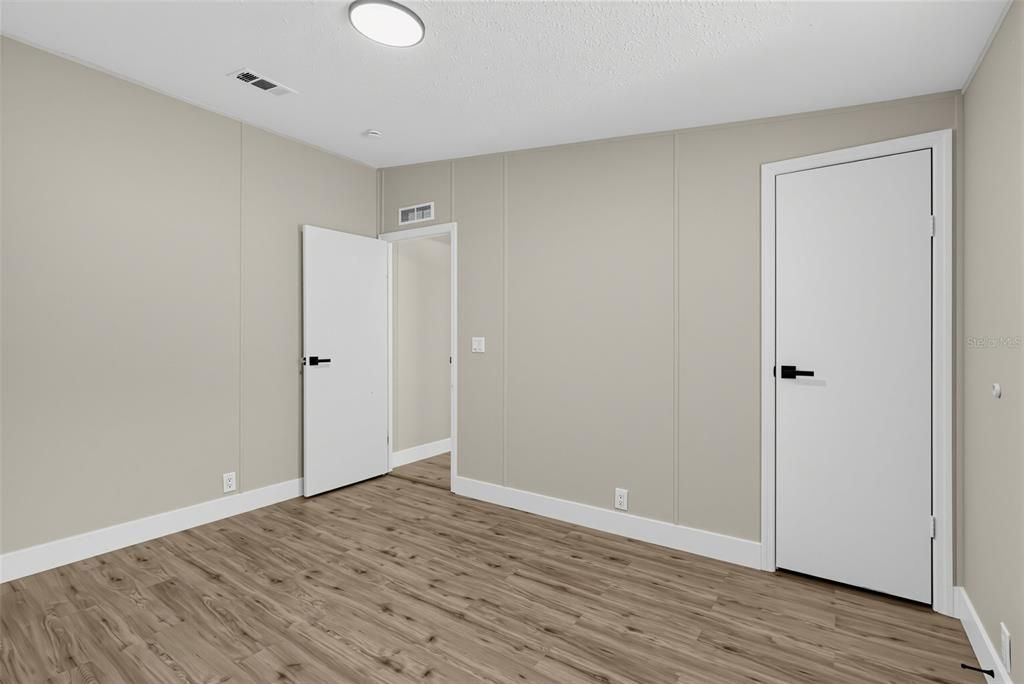 For Sale: $329,900 (3 beds, 2 baths, 1620 Square Feet)