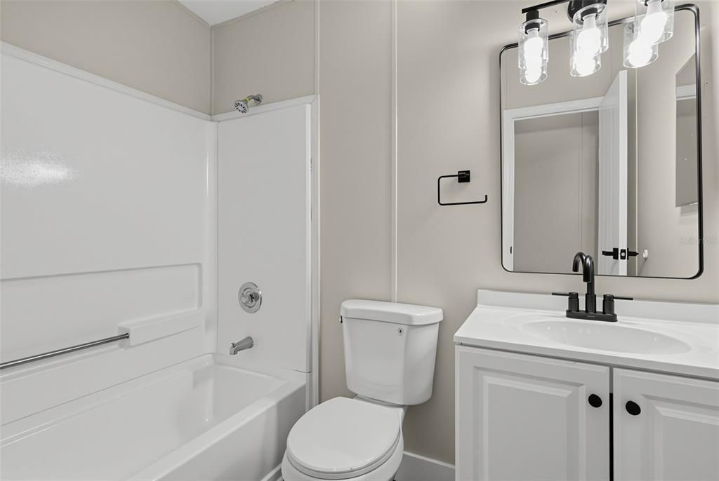 For Sale: $329,900 (3 beds, 2 baths, 1620 Square Feet)