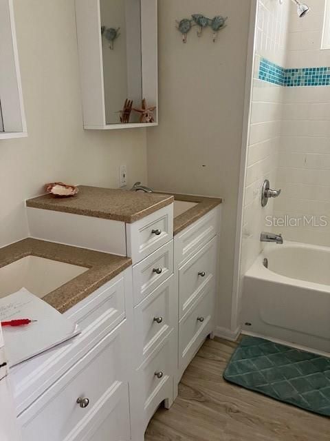 For Sale: $135,000 (2 beds, 2 baths, 1380 Square Feet)
