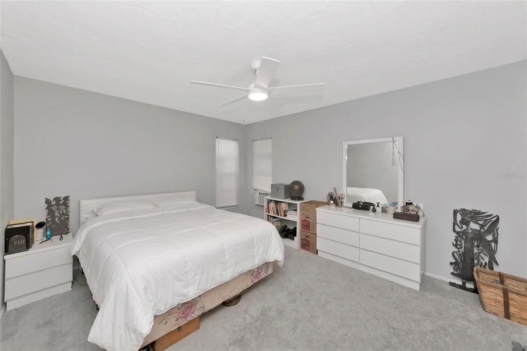 For Sale: $549,000 (3 beds, 2 baths, 1857 Square Feet)