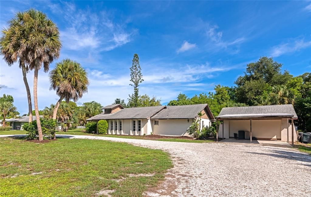 For Sale: $549,000 (3 beds, 2 baths, 1857 Square Feet)