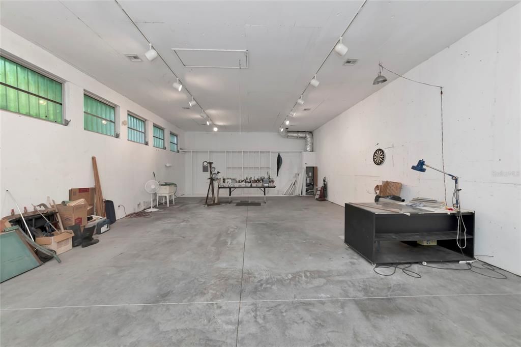 For Sale: $549,000 (3 beds, 2 baths, 1857 Square Feet)