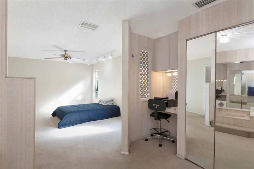 For Sale: $549,000 (3 beds, 2 baths, 1857 Square Feet)