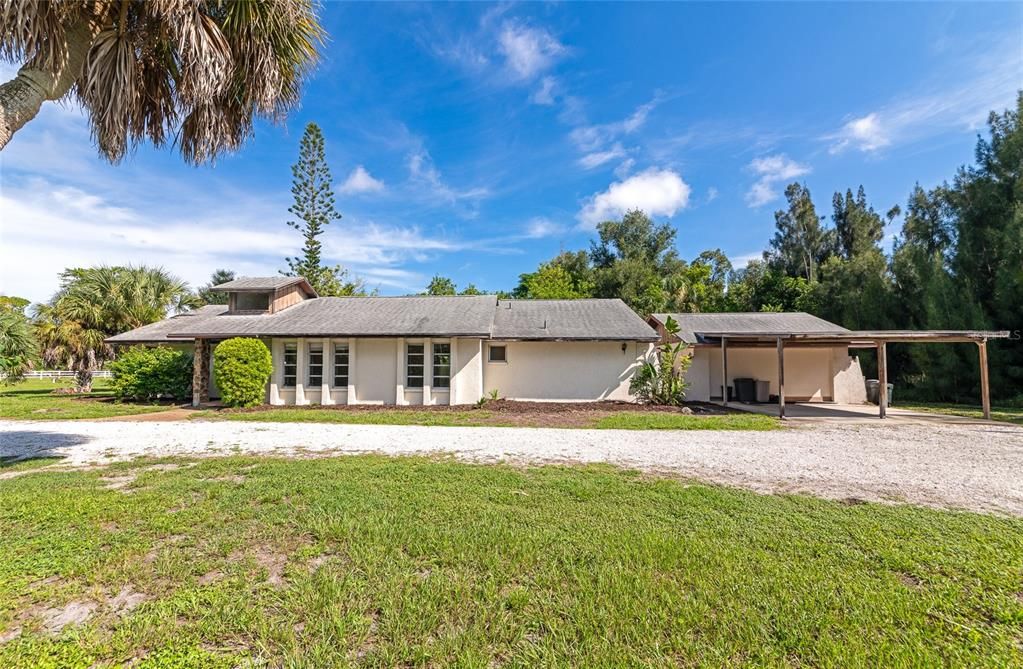 For Sale: $549,000 (3 beds, 2 baths, 1857 Square Feet)