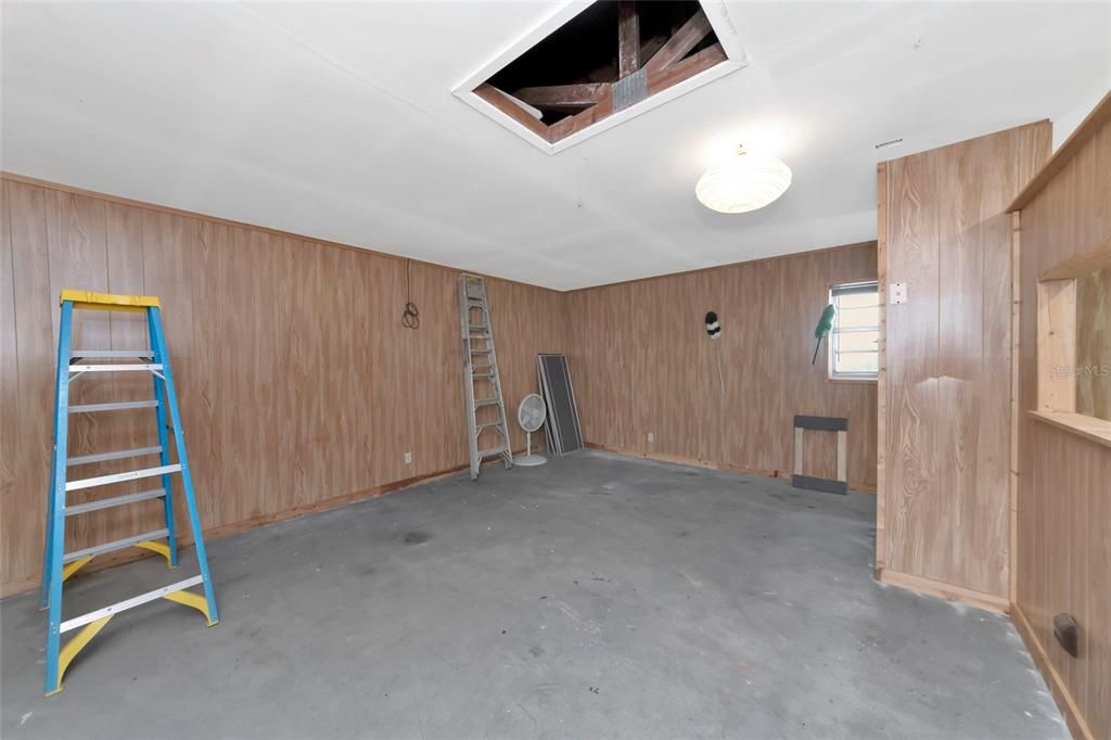 For Sale: $549,000 (3 beds, 2 baths, 1857 Square Feet)