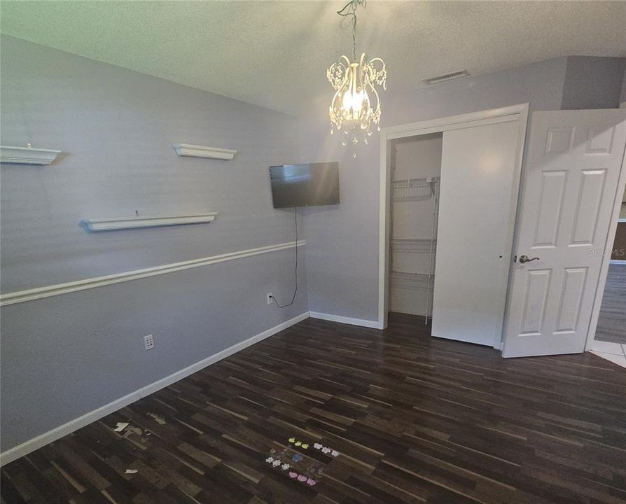 En Venta: $329,000 (3 camas, 2 baños, 1408 Pies cuadrados)