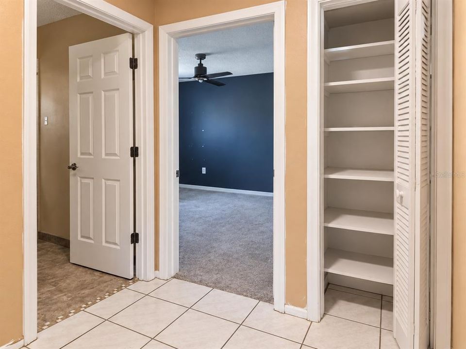 En Venta: $329,000 (3 camas, 2 baños, 1408 Pies cuadrados)