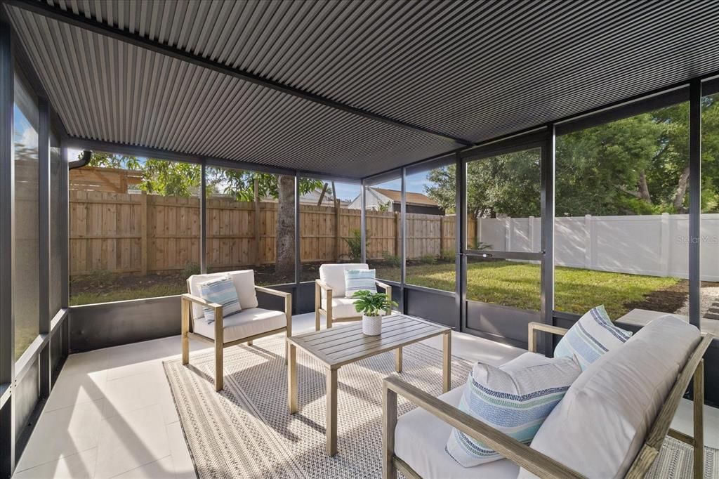 For Sale: $339,900 (3 beds, 2 baths, 1024 Square Feet)