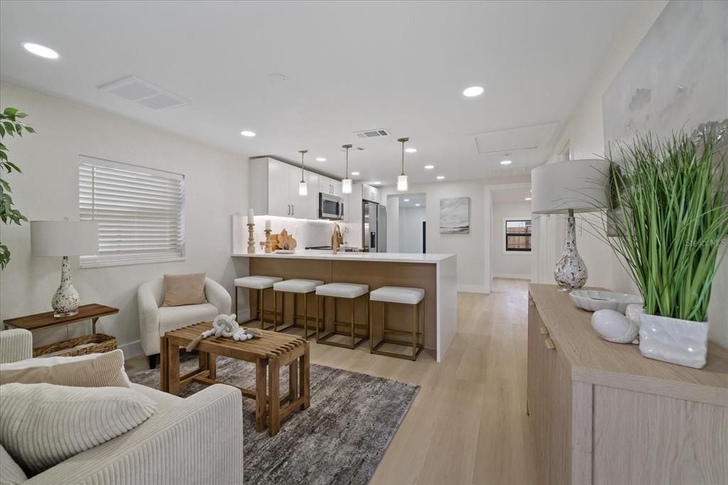 For Sale: $339,900 (3 beds, 2 baths, 1024 Square Feet)
