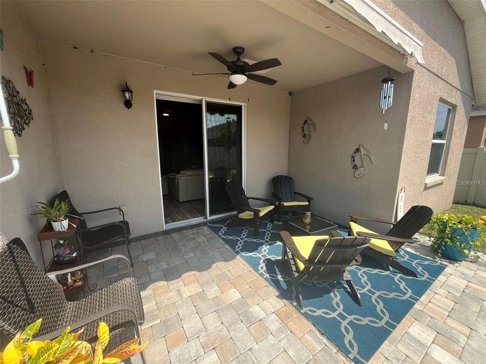 For Rent: $2,600 (4 beds, 2 baths, 1930 Square Feet)
