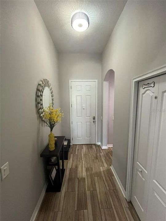 For Rent: $2,600 (4 beds, 2 baths, 1930 Square Feet)