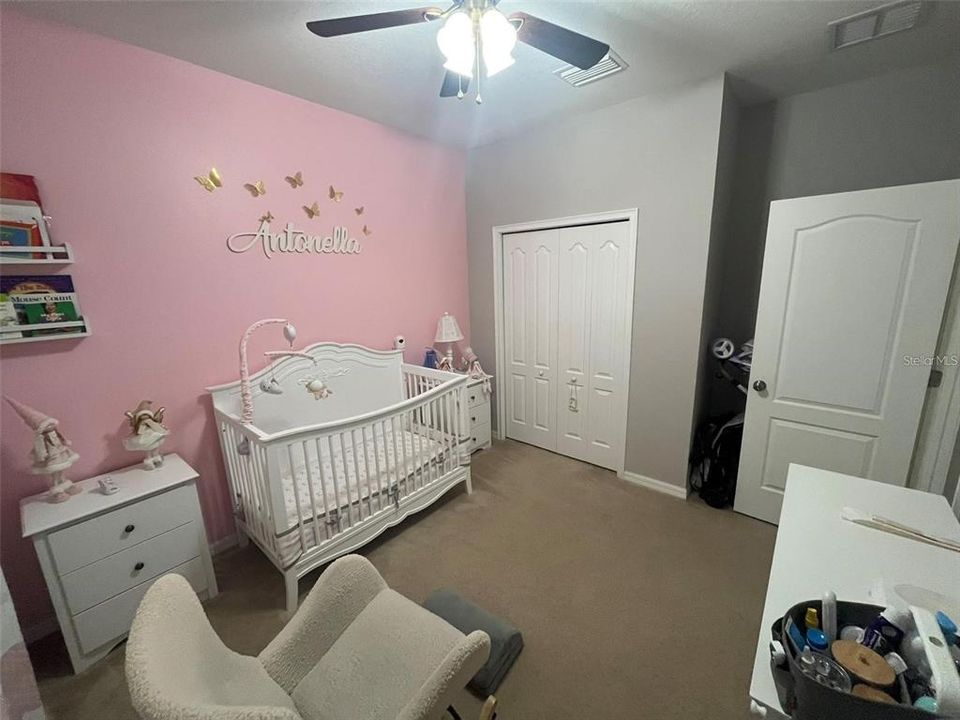 For Rent: $2,600 (4 beds, 2 baths, 1930 Square Feet)
