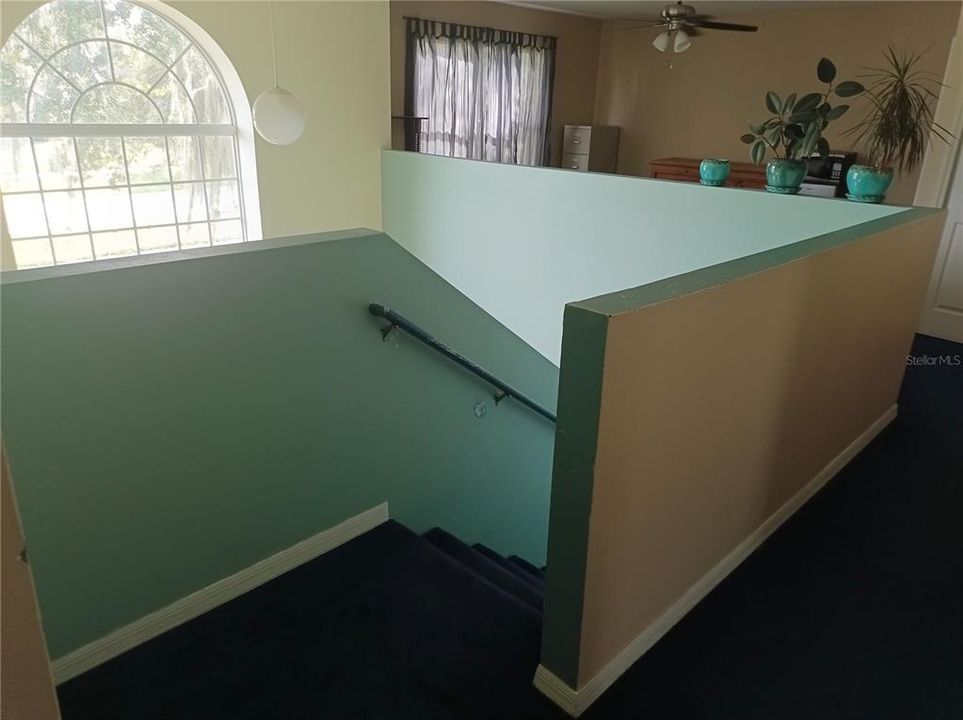 For Sale: $325,700 (4 beds, 2 baths, 2368 Square Feet)