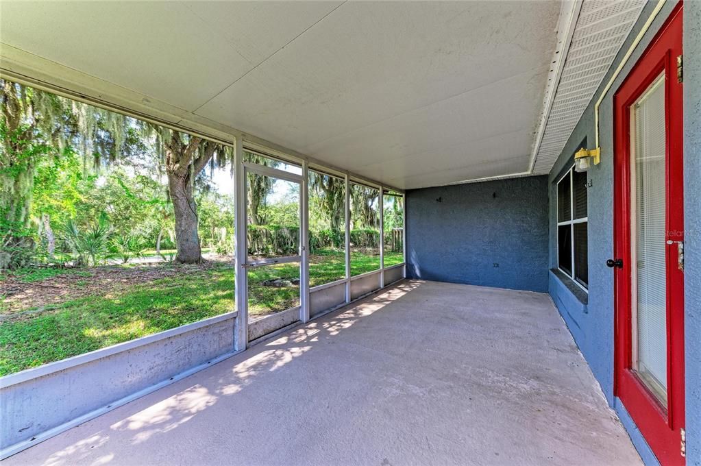 For Rent: $2,350 (4 beds, 2 baths, 1601 Square Feet)