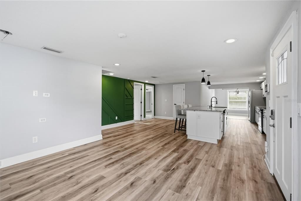 В аренду: $2,495 (3 спален, 2 ванн, 1533 Квадратных фут)