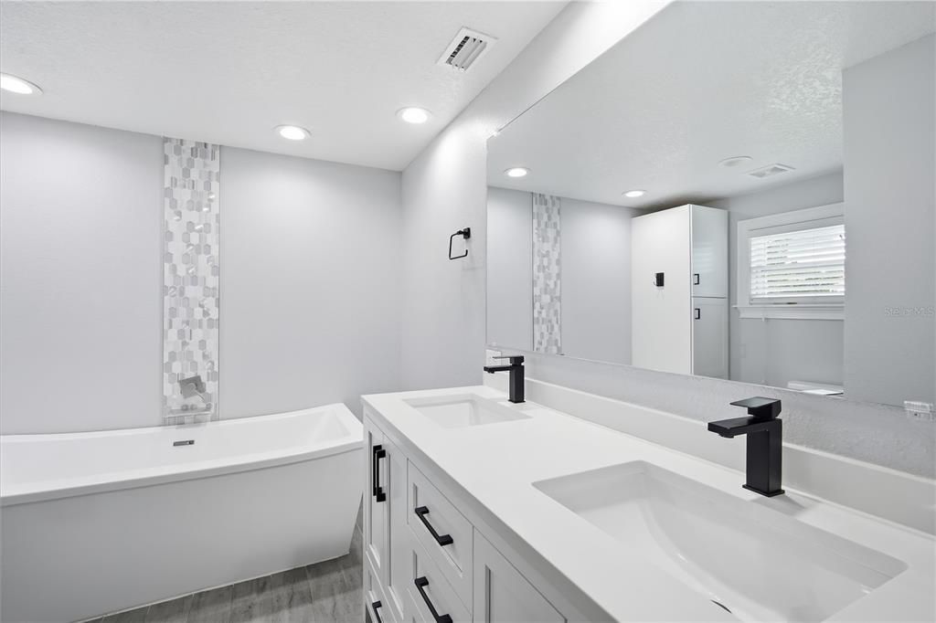 В аренду: $2,495 (3 спален, 2 ванн, 1533 Квадратных фут)
