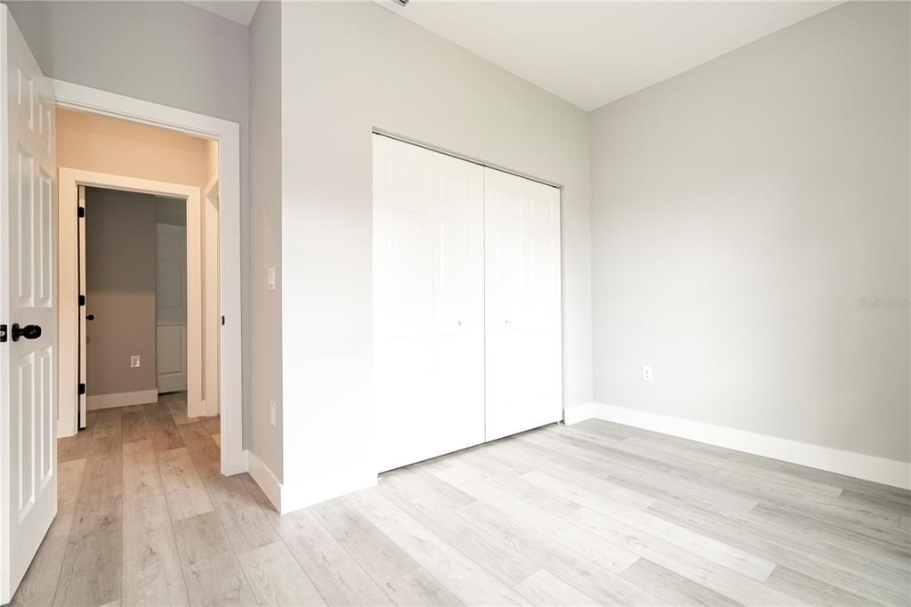 En Venta: $330,000 (4 camas, 3 baños, 1893 Pies cuadrados)