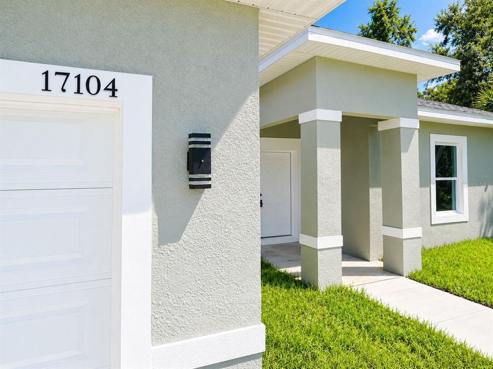 En Venta: $330,000 (4 camas, 3 baños, 1893 Pies cuadrados)