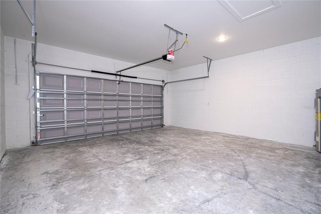 En Venta: $330,000 (4 camas, 3 baños, 1893 Pies cuadrados)