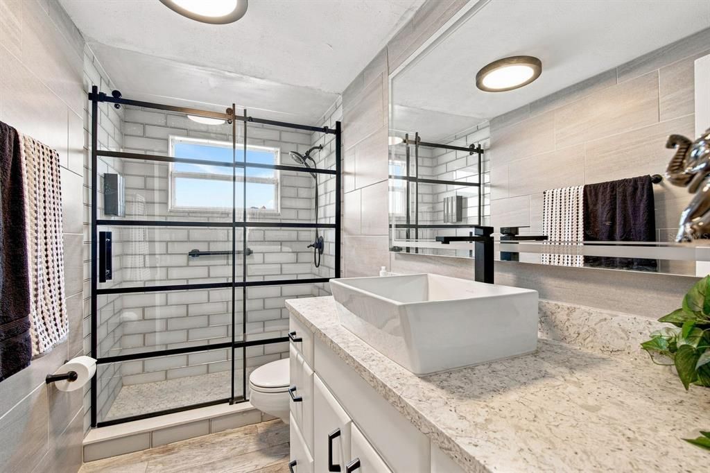 На продажу: $449,000 (3 спален, 3 ванн, 1762 Квадратных фут)