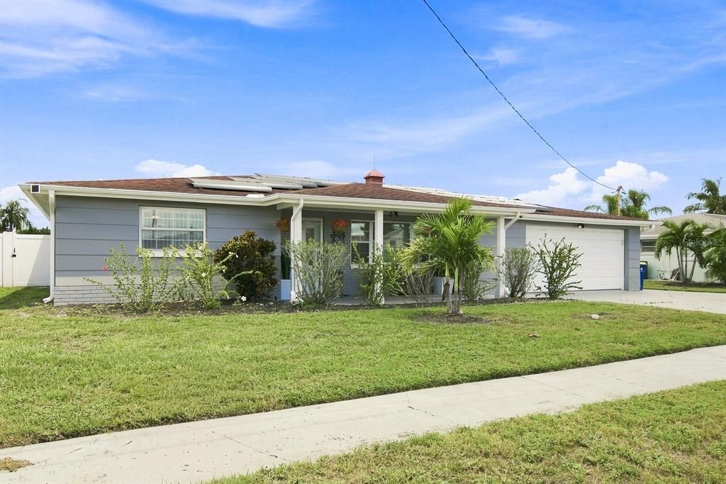 На продажу: $449,000 (3 спален, 3 ванн, 1762 Квадратных фут)