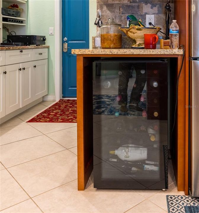 На продажу: $999,999 (4 спален, 3 ванн, 3278 Квадратных фут)