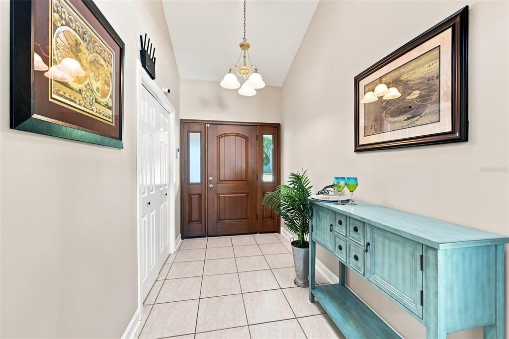 En Venta: $795,000 (4 camas, 2 baños, 2537 Pies cuadrados)