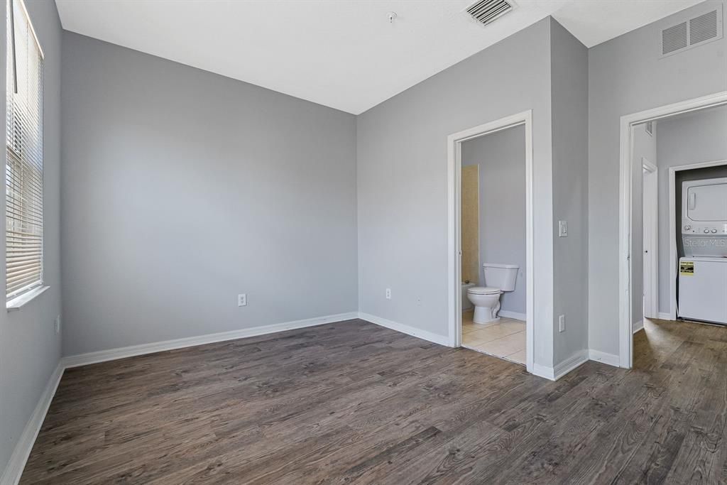 В аренду: $1,795 (3 спален, 3 ванн, 1800 Квадратных фут)