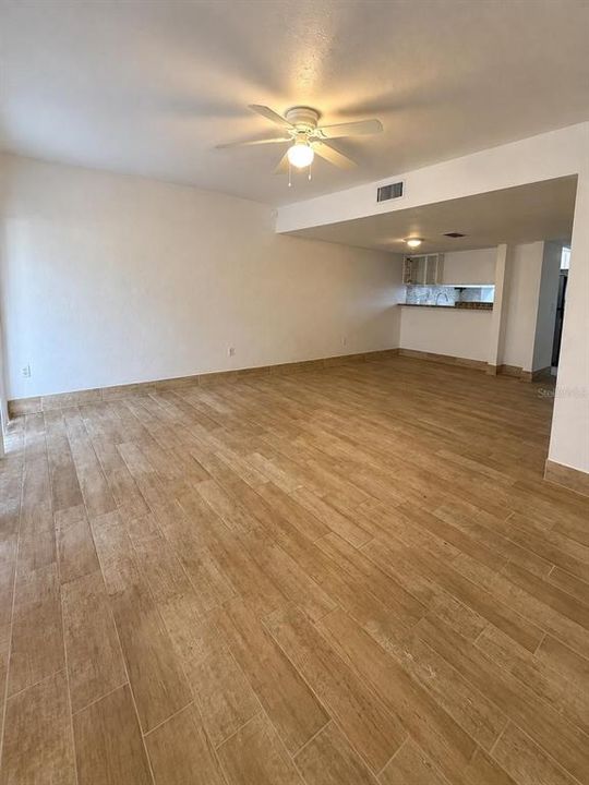 В аренду: $1,525 (2 спален, 1 ванн, 1158 Квадратных фут)