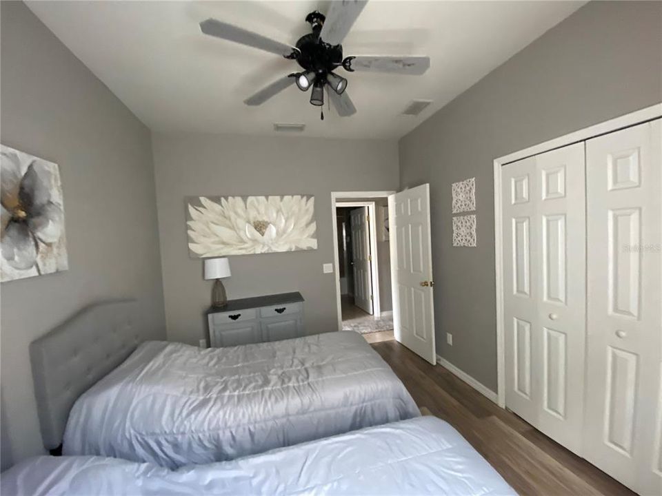 For Rent: $1,600 (2 beds, 2 baths, 1327 Square Feet)
