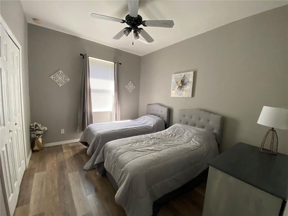 For Rent: $1,600 (2 beds, 2 baths, 1327 Square Feet)