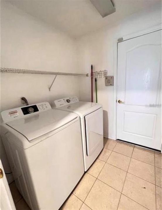 В аренду: $2,625 (3 спален, 2 ванн, 1758 Квадратных фут)