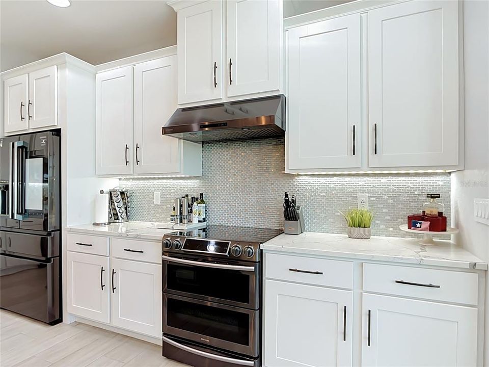For Sale: $1,900,000 (3 beds, 3 baths, 2882 Square Feet)