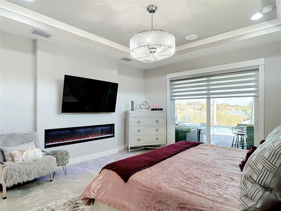 For Sale: $1,900,000 (3 beds, 3 baths, 2882 Square Feet)