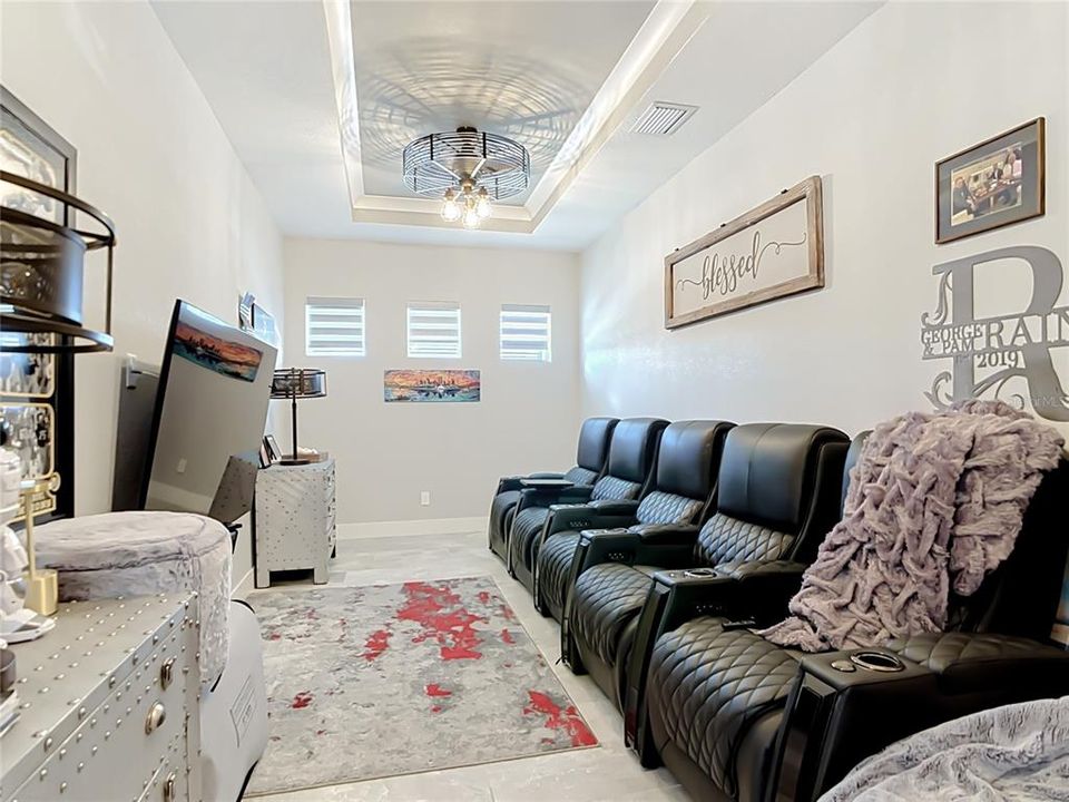 For Sale: $1,900,000 (3 beds, 3 baths, 2882 Square Feet)