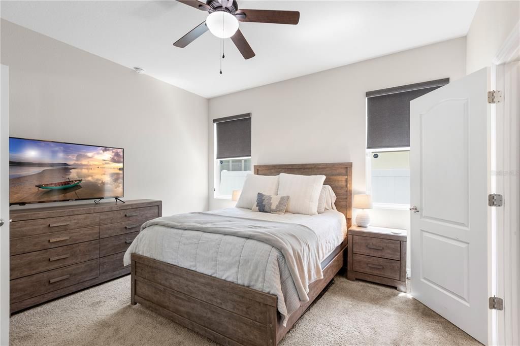 For Sale: $449,900 (3 beds, 2 baths, 1493 Square Feet)