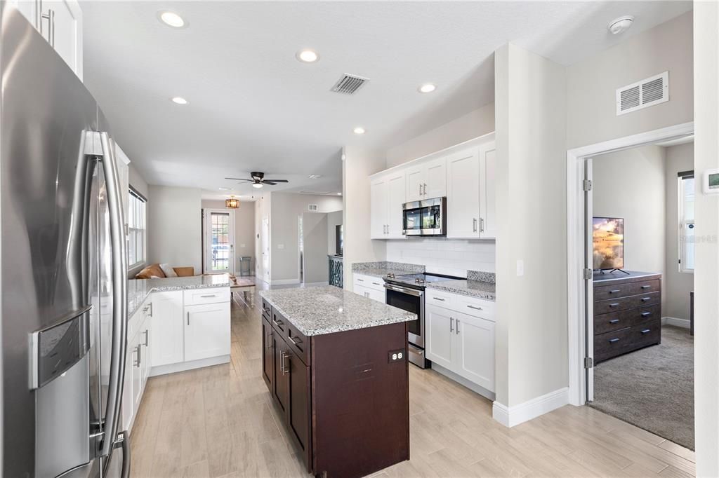 For Sale: $449,900 (3 beds, 2 baths, 1493 Square Feet)