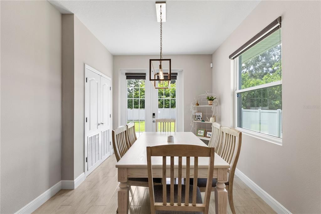 For Sale: $449,900 (3 beds, 2 baths, 1493 Square Feet)