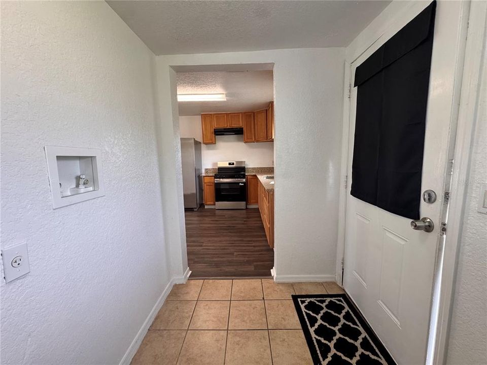 For Rent: $1,500 (2 beds, 1 baths, 480 Square Feet)