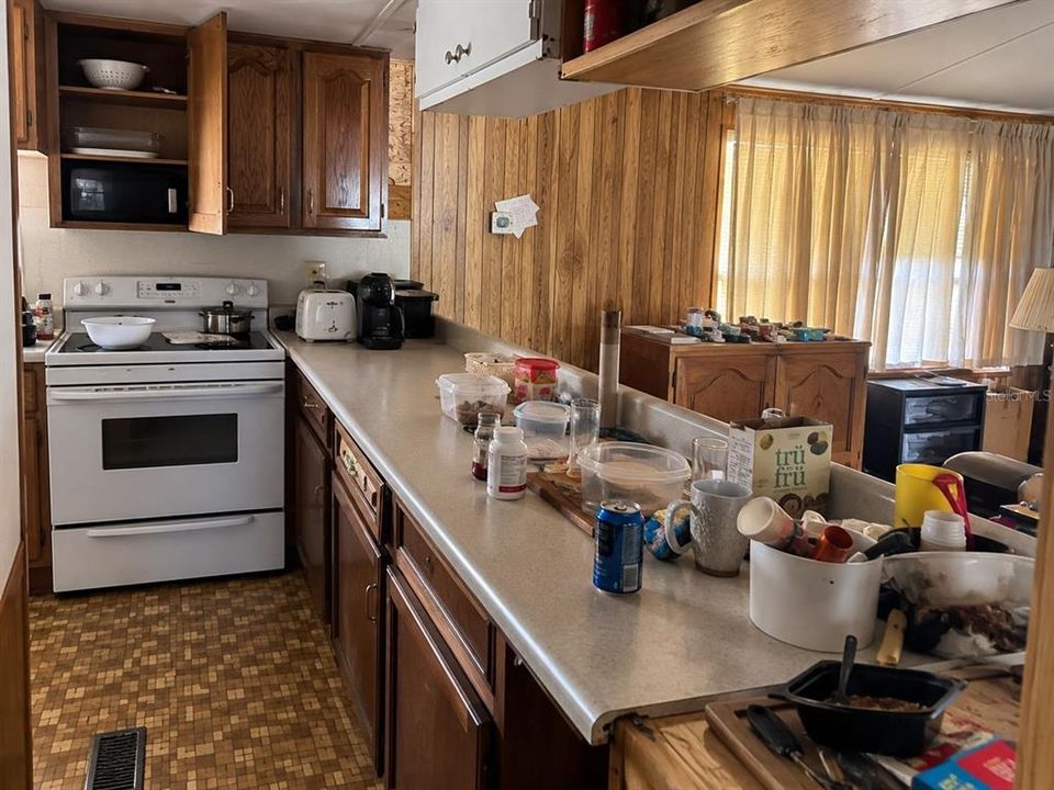 На продажу: $95,000 (3 спален, 2 ванн, 1152 Квадратных фут)