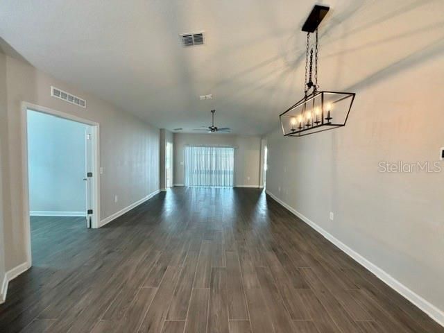 В аренду: $2,850 (4 спален, 3 ванн, 2099 Квадратных фут)