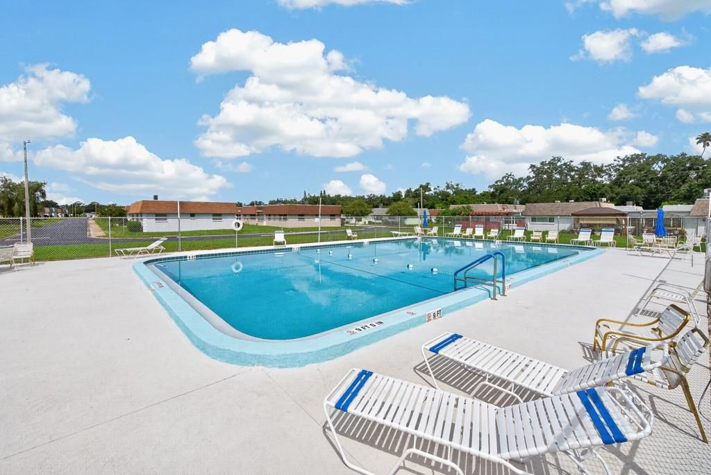 For Sale: $145,000 (2 beds, 2 baths, 1109 Square Feet)
