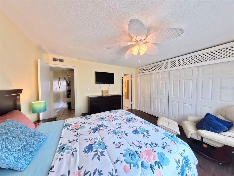 En Venta: $153,000 (2 camas, 2 baños, 920 Pies cuadrados)