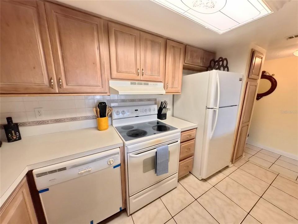 En Venta: $153,000 (2 camas, 2 baños, 920 Pies cuadrados)